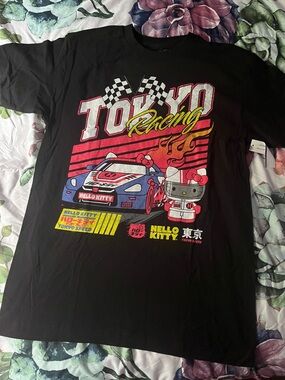 Hello Kitty Tokyo Racing TShirt Size S